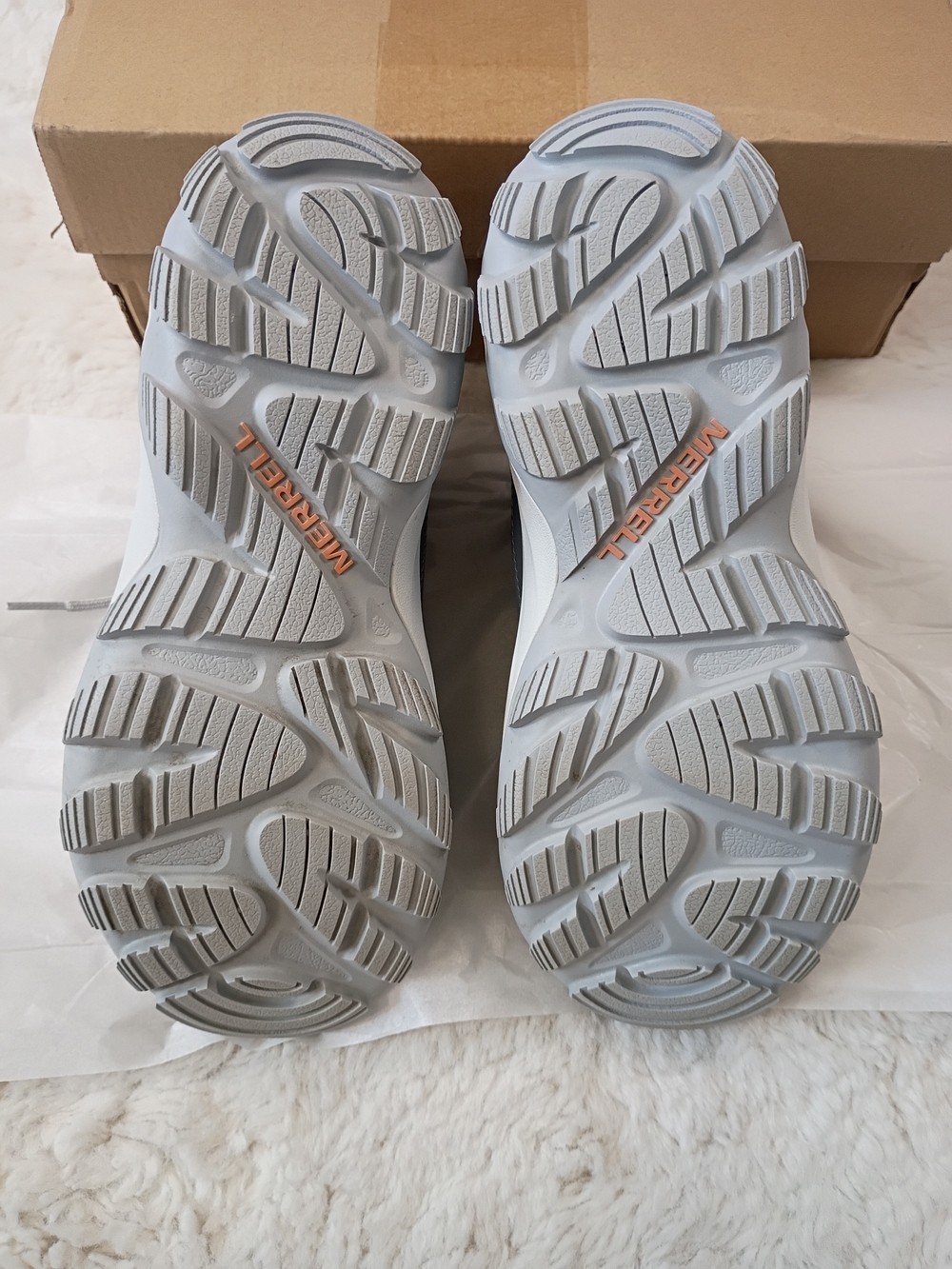 Merrell Women's Gray and Blush Trail Sneakers Size 8 - Picture 5 of 7